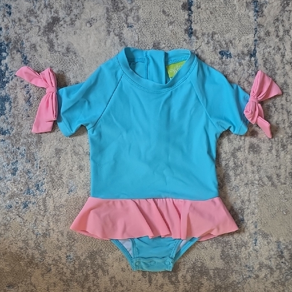 Classic Whimsy Other - Classic Whimsy Size‎ 6-12 Months Short Sleeve Rashguard Bathing Suit Swim Beach